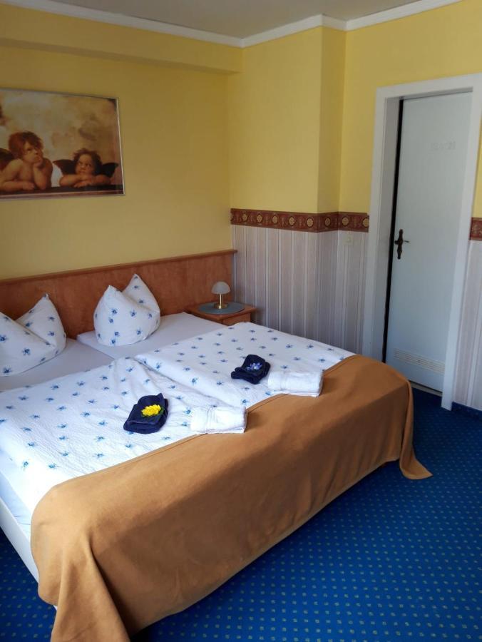 Hotel Zur Altstadt Τσέλε Εξωτερικό φωτογραφία